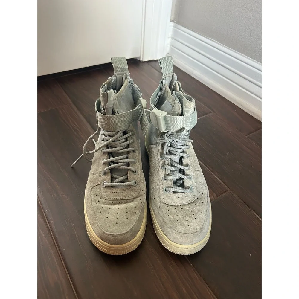 Women Nike SF Air Force 1 Mid Light Pumice Shoes  9
